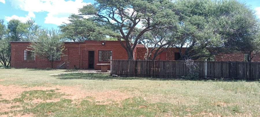 10 Bedroom Property for Sale in Boshof Free State